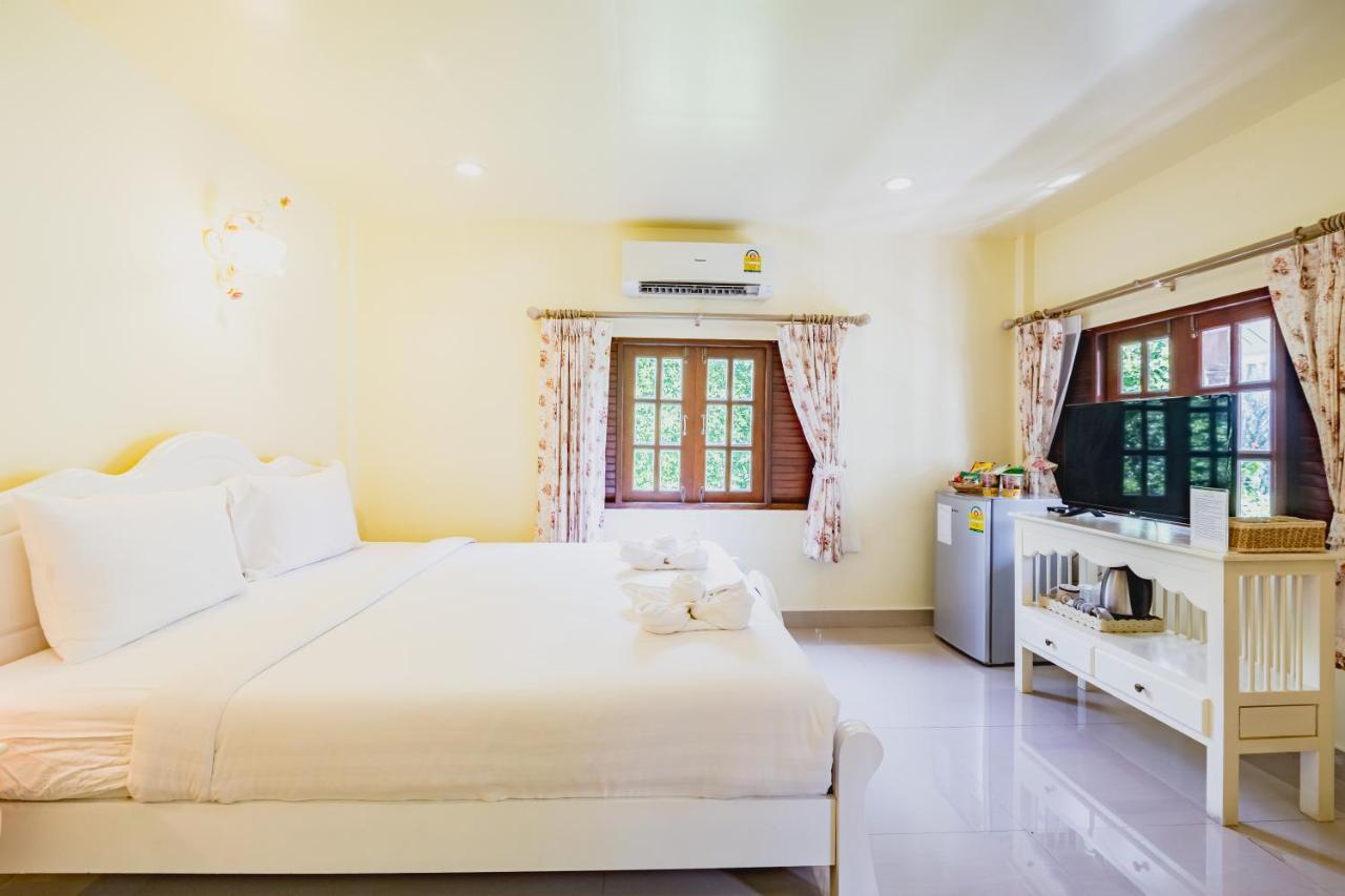 Sakarin Valley Resort Kanchanaburi Luaran gambar