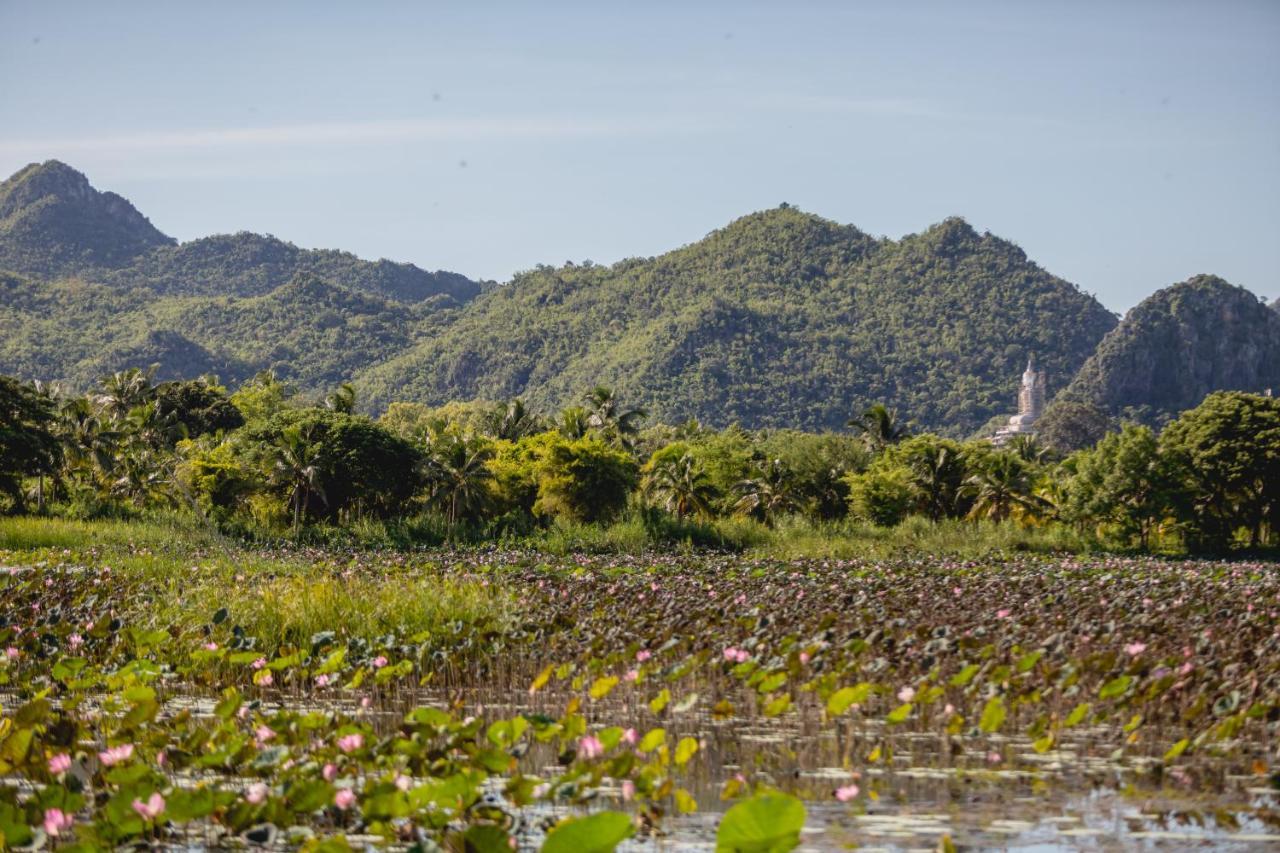 Sakarin Valley Resort Kanchanaburi Luaran gambar