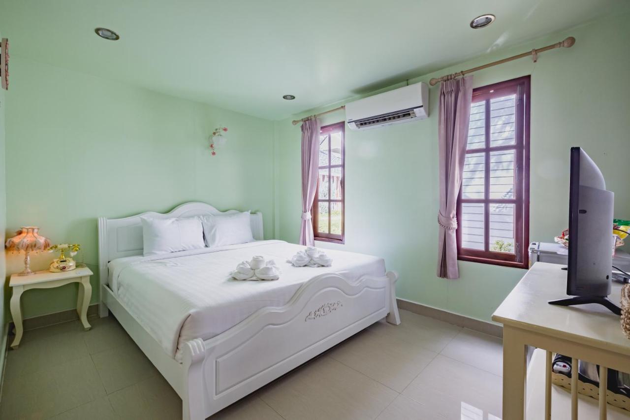Sakarin Valley Resort Kanchanaburi Luaran gambar