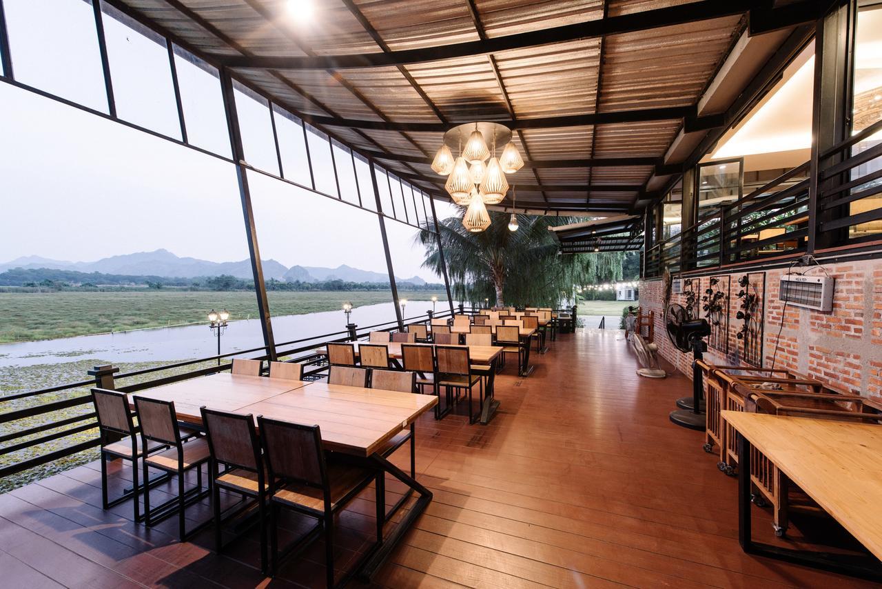 Sakarin Valley Resort Kanchanaburi Luaran gambar
